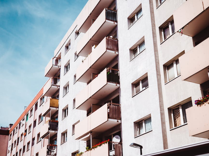 A Property Owner's Guide to Landlord Tenant Laws